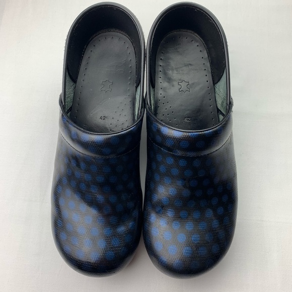 dansko polka dot clogs